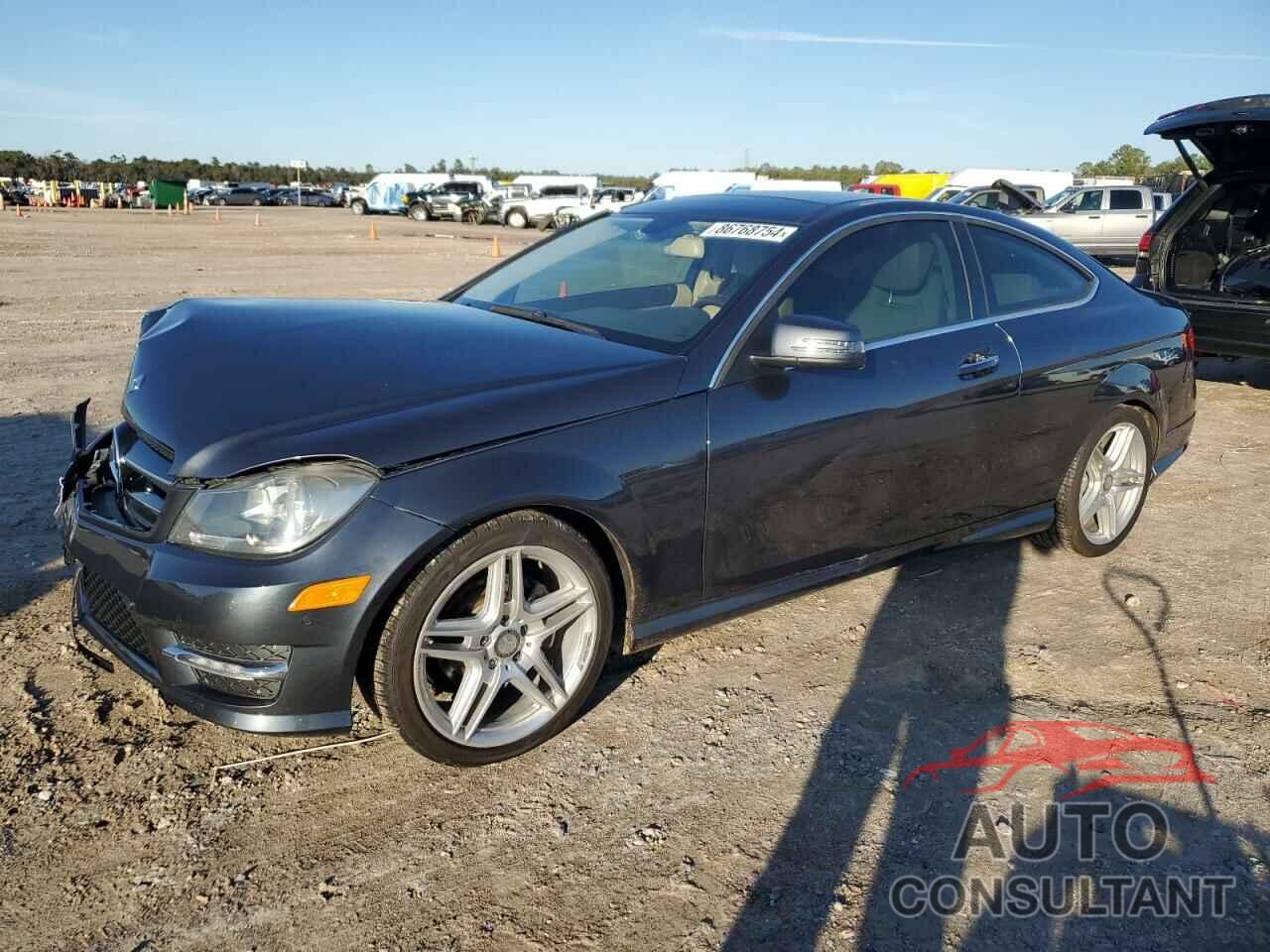 MERCEDES-BENZ C-CLASS 2014 - WDDGJ4HB8EG282742