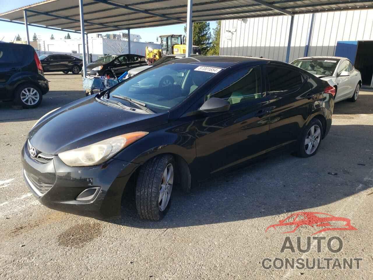 HYUNDAI ELANTRA 2013 - KMHDH4AE3DU814357