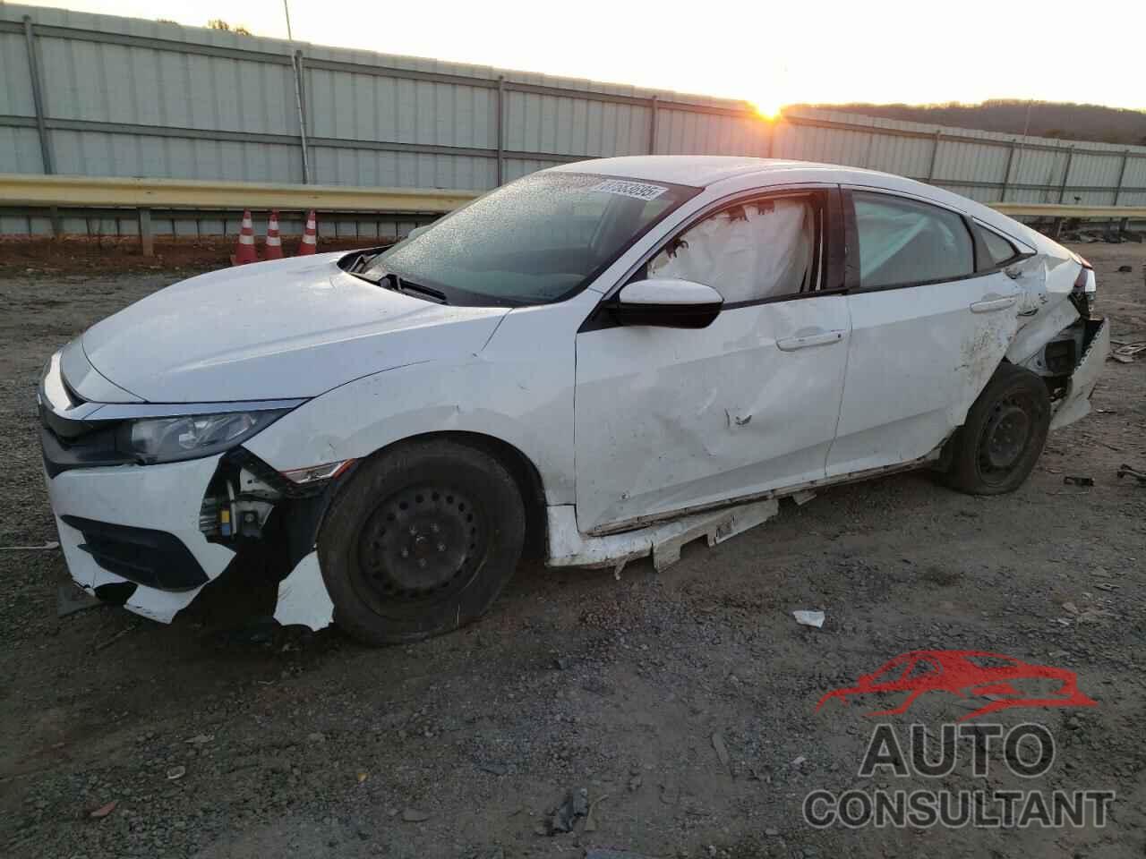 HONDA CIVIC 2018 - 2HGFC2F50JH555917