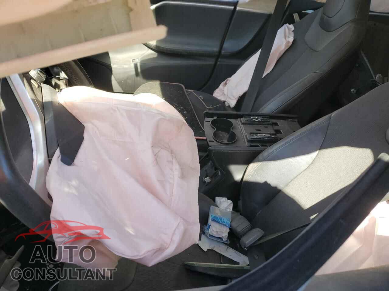 TESLA MODEL S 2014 - 5YJSA1S19EFP28488