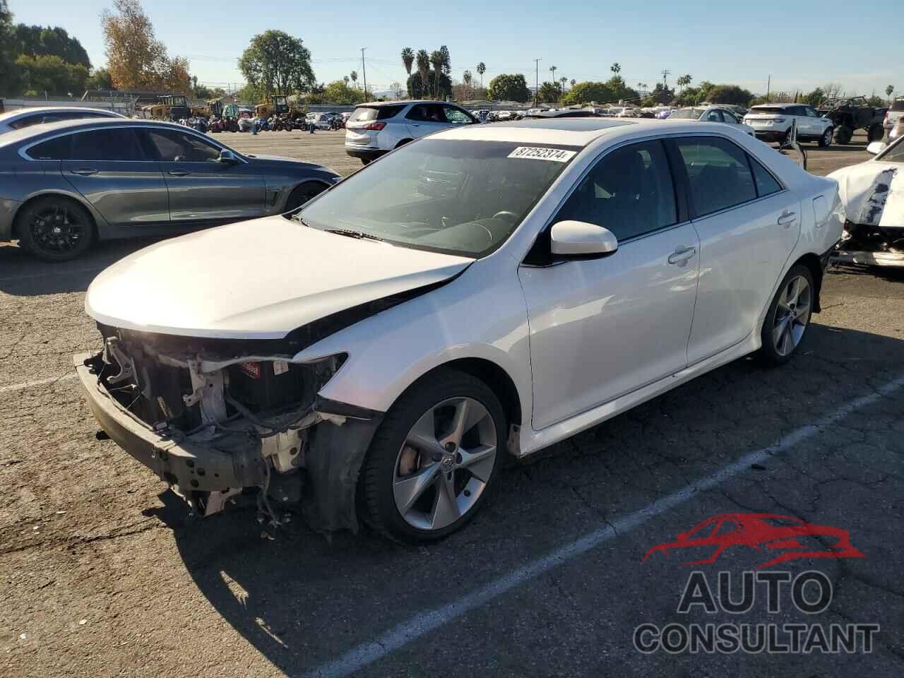 TOYOTA CAMRY 2014 - 4T1BF1FK8EU457351
