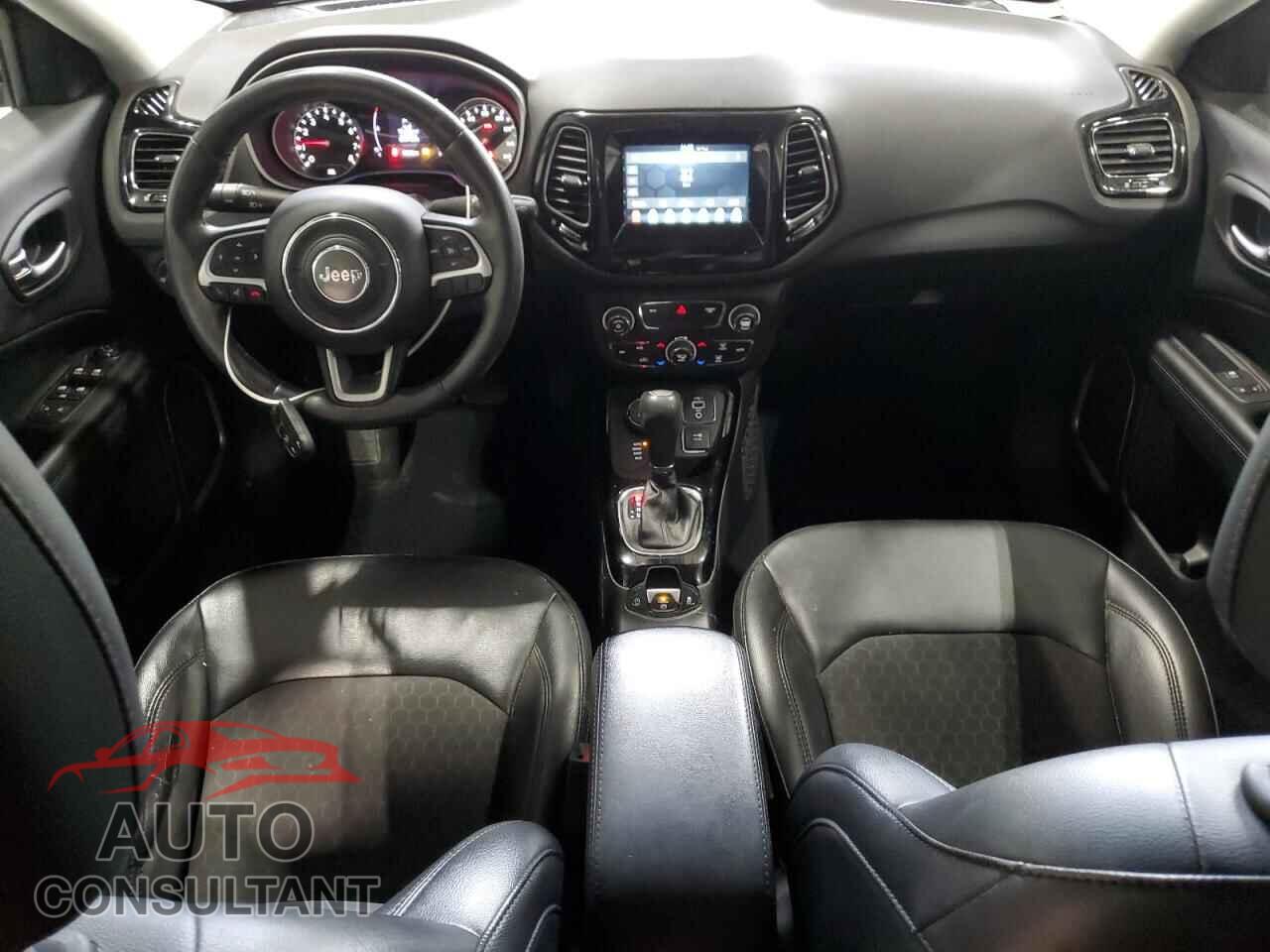 JEEP COMPASS 2019 - 3C4NJDBB7KT733970