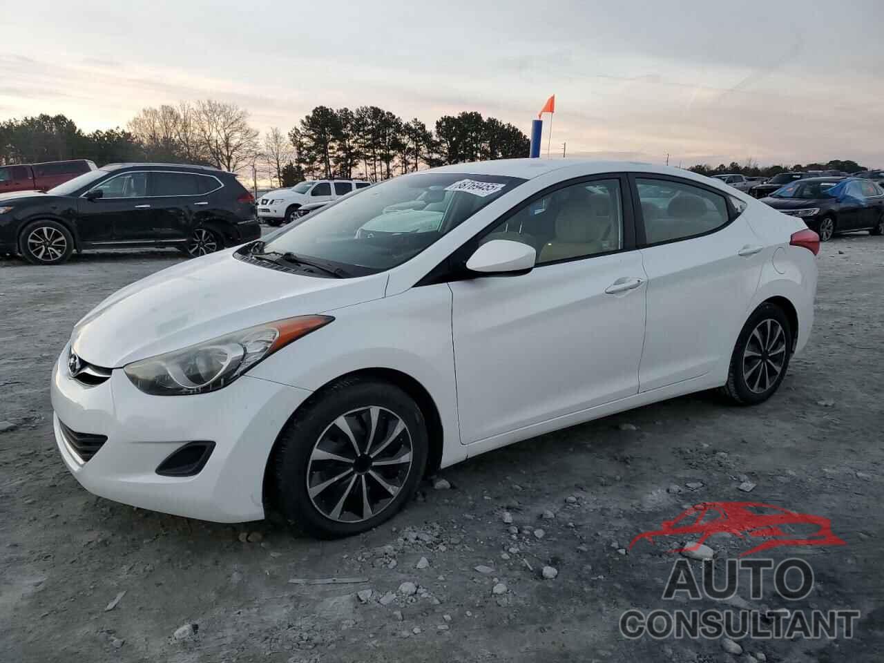 HYUNDAI ELANTRA 2012 - 5NPDH4AE8CH067190