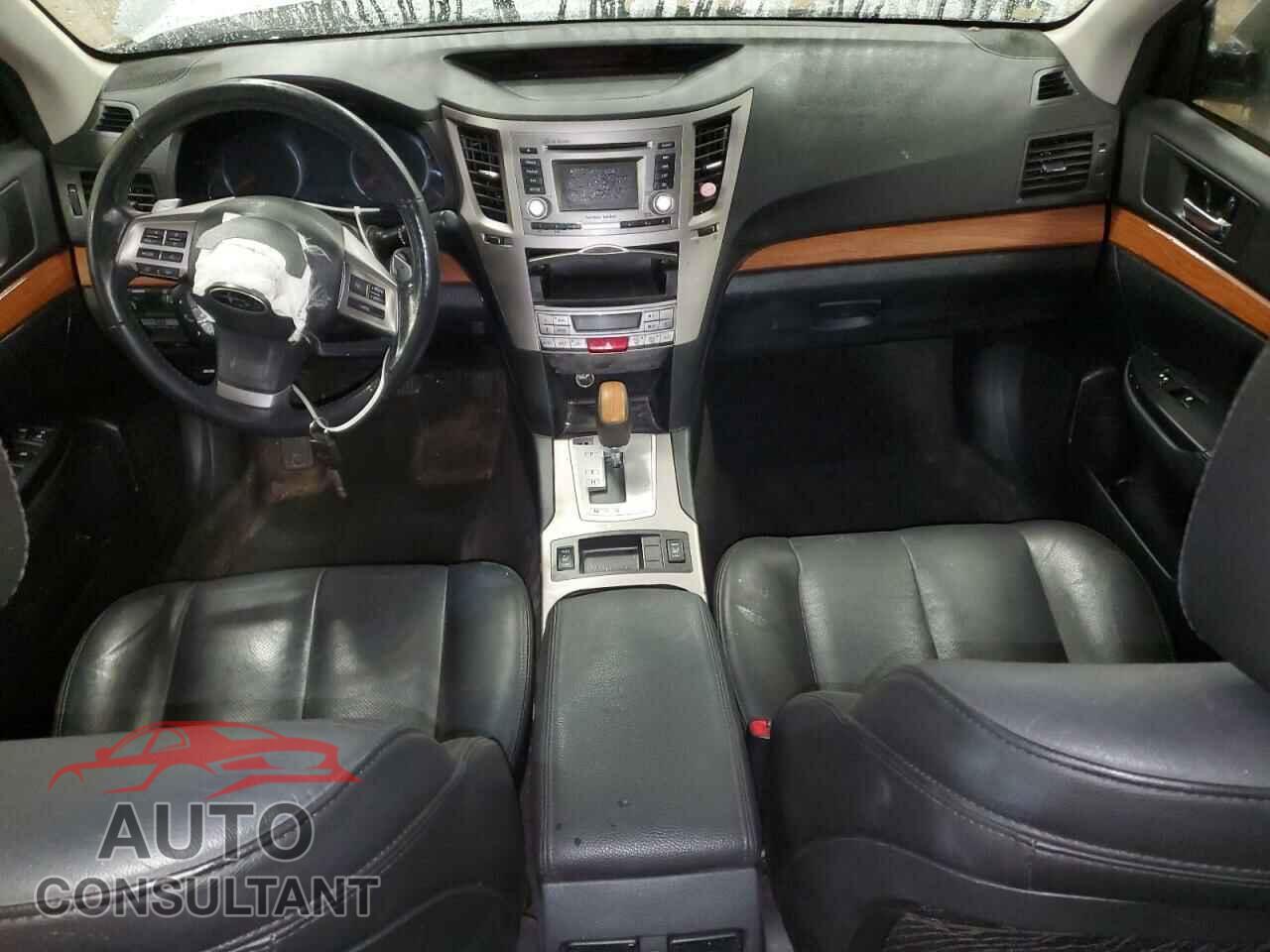 SUBARU OUTBACK 2013 - 4S4BRBKC3D3218161