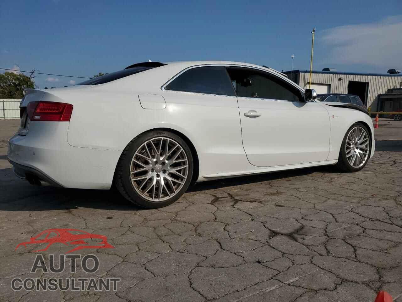 AUDI S5/RS5 2015 - WAUCGAFR2FA026328