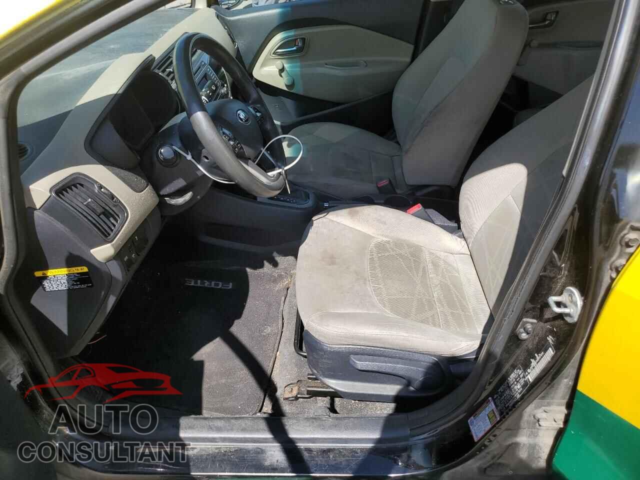 KIA RIO 2017 - KNADM5A36H6007858