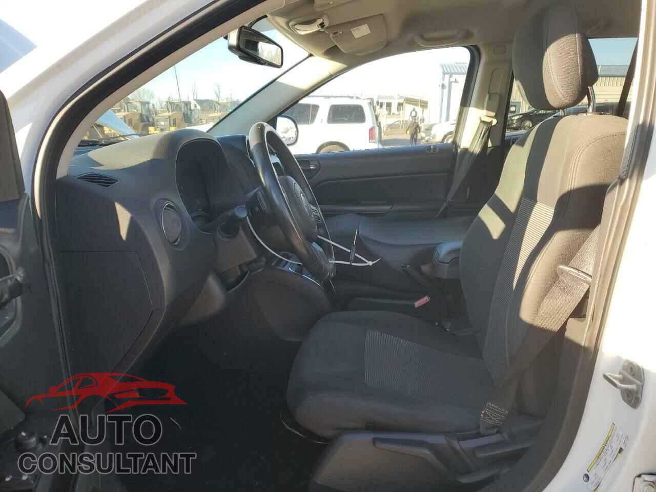 JEEP COMPASS 2012 - 1C4NJDEB1CD621748