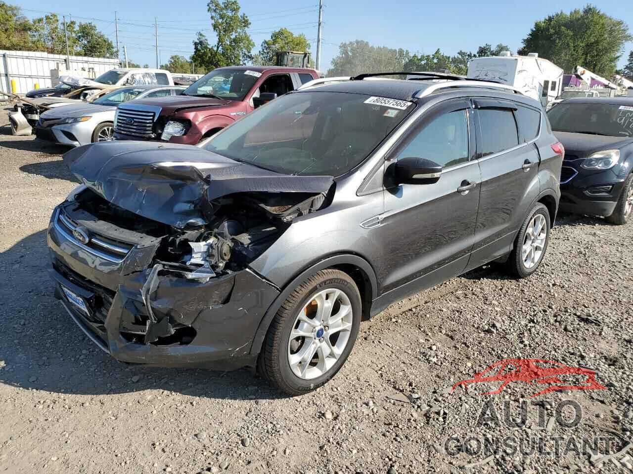 FORD ESCAPE 2015 - 1FMCU9J9XFUC11657