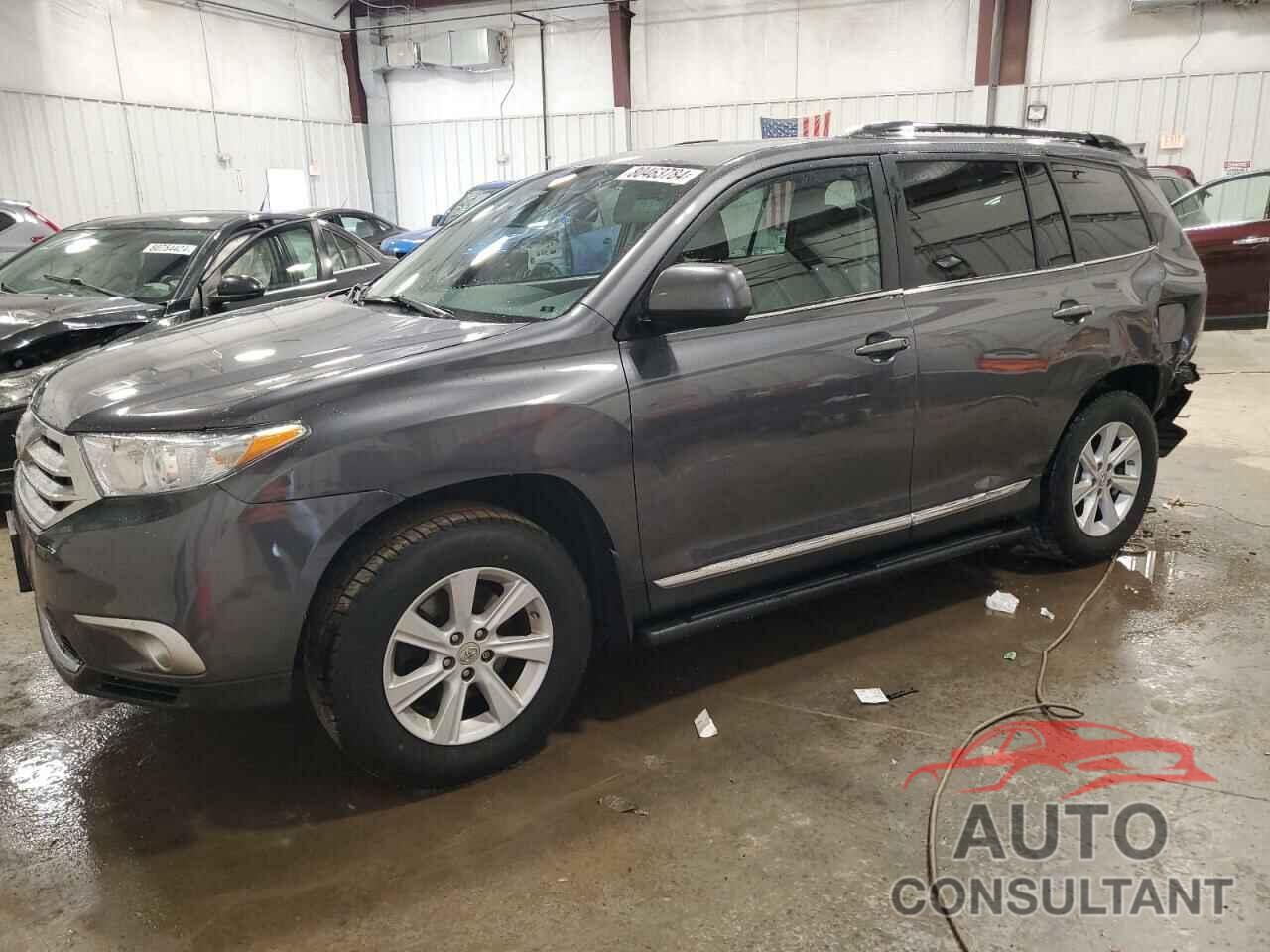 TOYOTA HIGHLANDER 2011 - 5TDBK3EH2BS084356