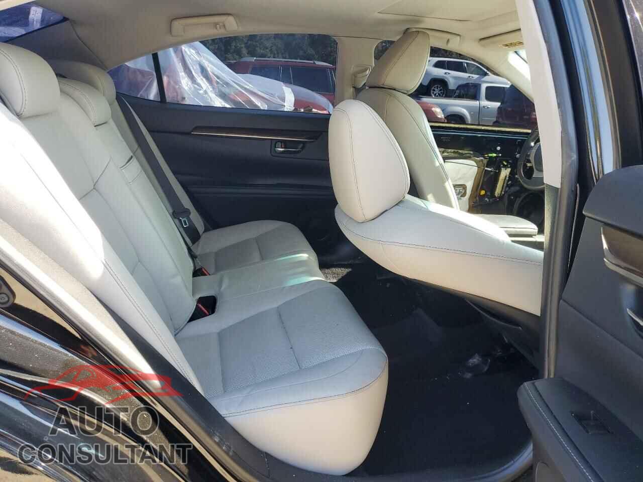 LEXUS ES350 2013 - JTHBK1GG1D2060406