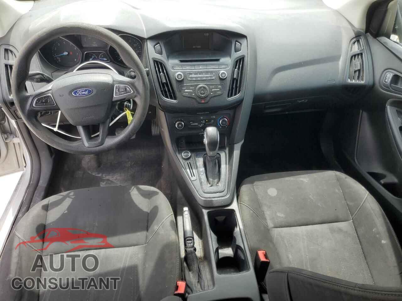 FORD FOCUS 2016 - 1FADP3E25GL241365