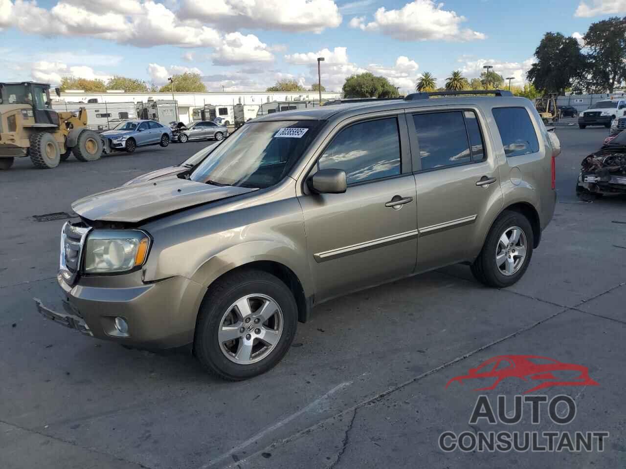 HONDA PILOT 2011 - 5FNYF4H40BB080646
