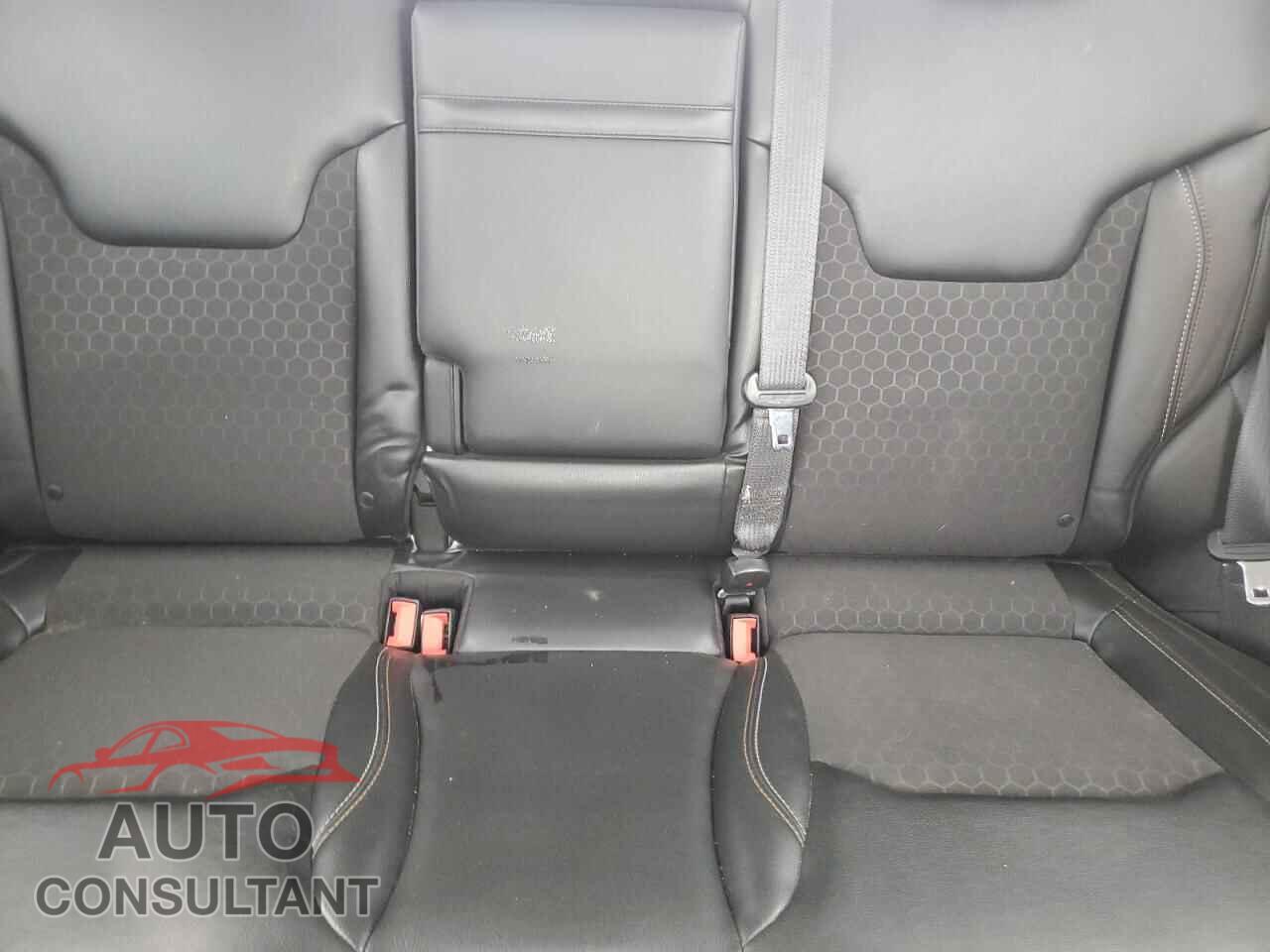 JEEP COMPASS 2018 - 3C4NJDBB9JT251810