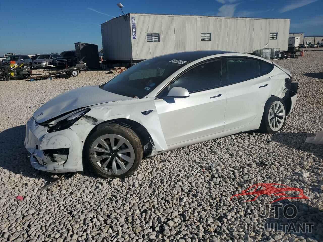 TESLA MODEL 3 2021 - 5YJ3E1EA5MF053824