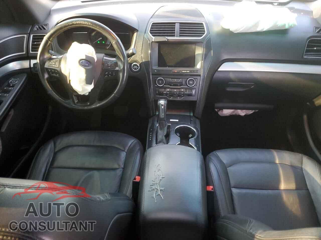 FORD EXPLORER 2017 - 1FM5K8D87HGD32904