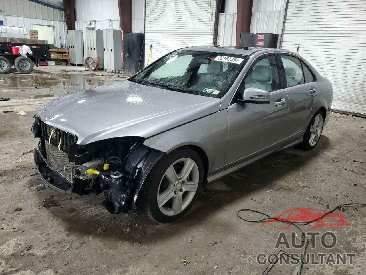 MERCEDES-BENZ C-CLASS 2011 - WDDGF8BB6BR179756