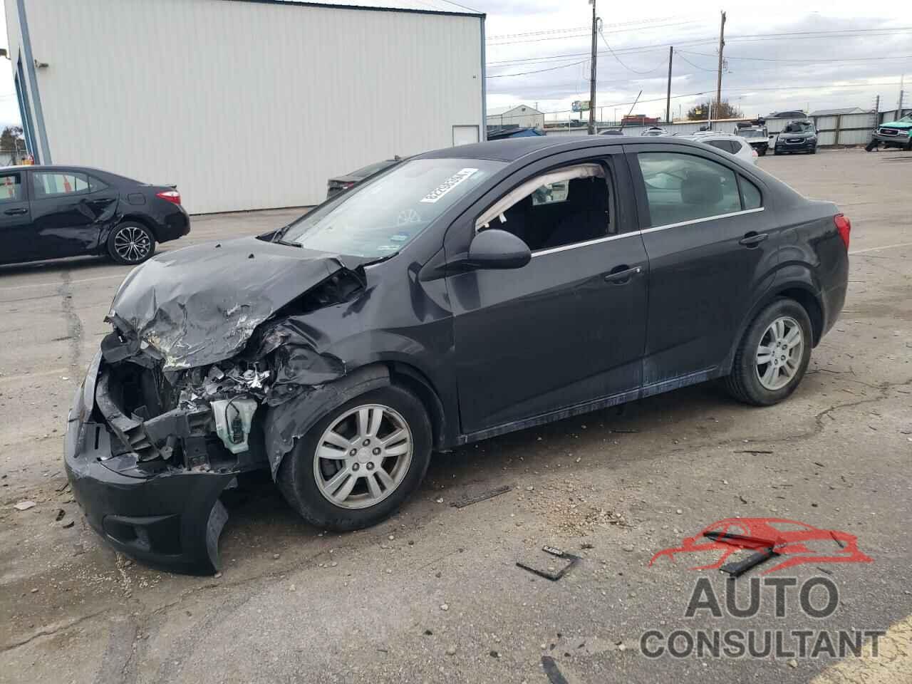 CHEVROLET SONIC 2016 - 1G1JC5SG6G4161287