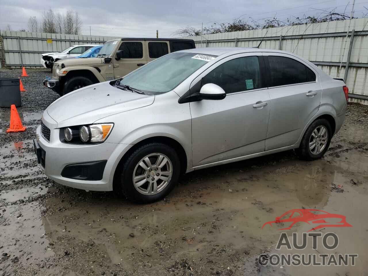 CHEVROLET SONIC 2012 - 1G1JD5SB1C4121811