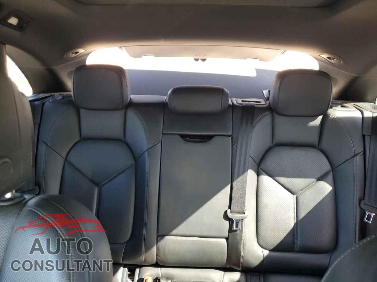 PORSCHE MACAN 2018 - WP1AA2A5XJLB07286