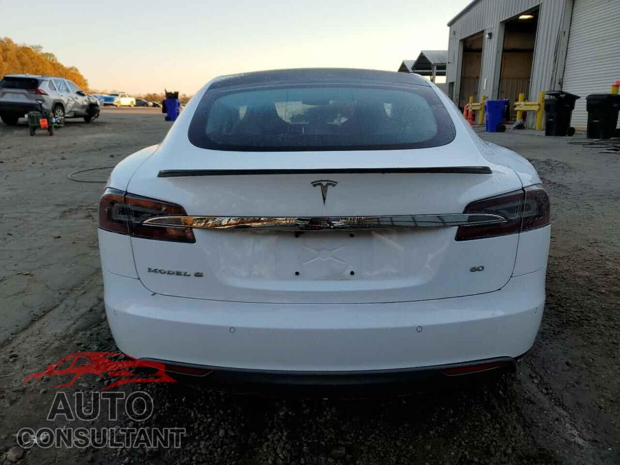 TESLA MODEL S 2014 - 5YJSA1S11EFP54096