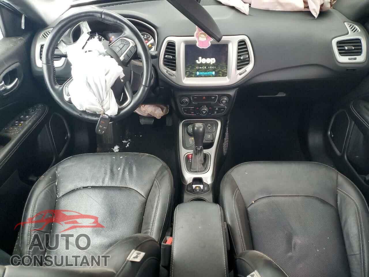 JEEP COMPASS 2021 - 3C4NJDEB9MT595010