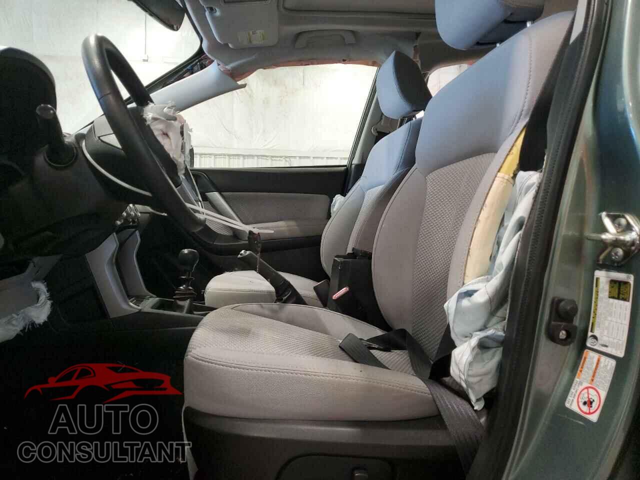 SUBARU FORESTER 2018 - JF2SJAEC8JG559224