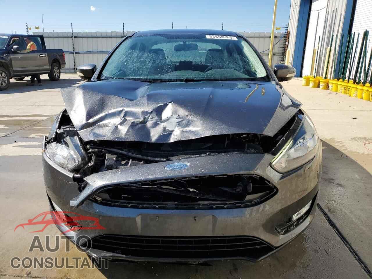 FORD FOCUS 2018 - 1FADP3FE2JL228413