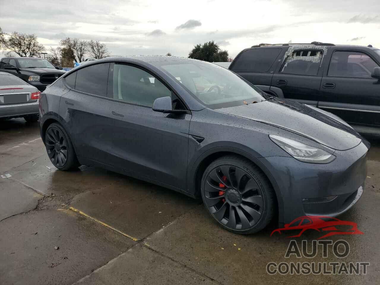 TESLA MODEL Y 2021 - 5YJYGDEF8MF092257