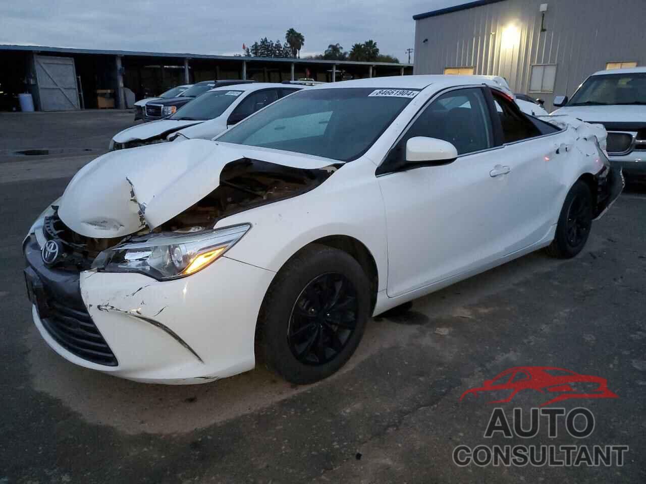 TOYOTA CAMRY 2016 - 4T4BF1FK1GR547207