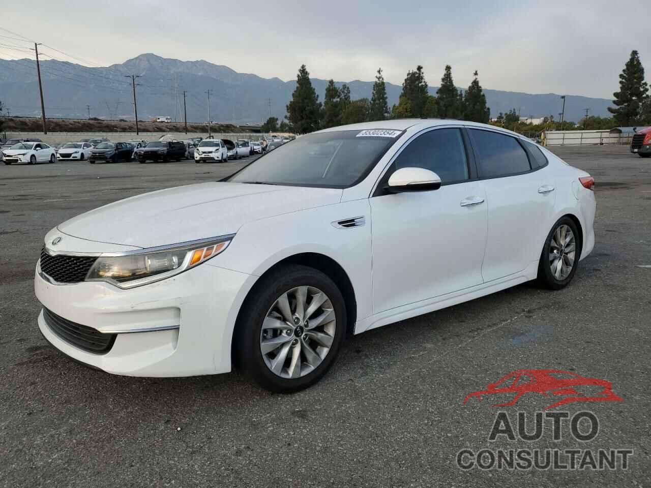 KIA OPTIMA 2017 - 5XXGT4L38HG138883