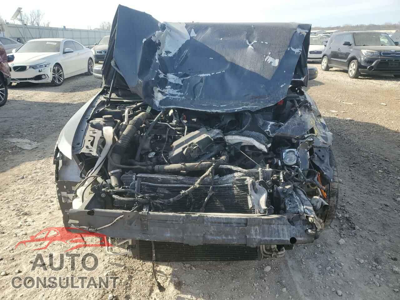 FORD TAURUS 2017 - 1FAHP2E99HG106439