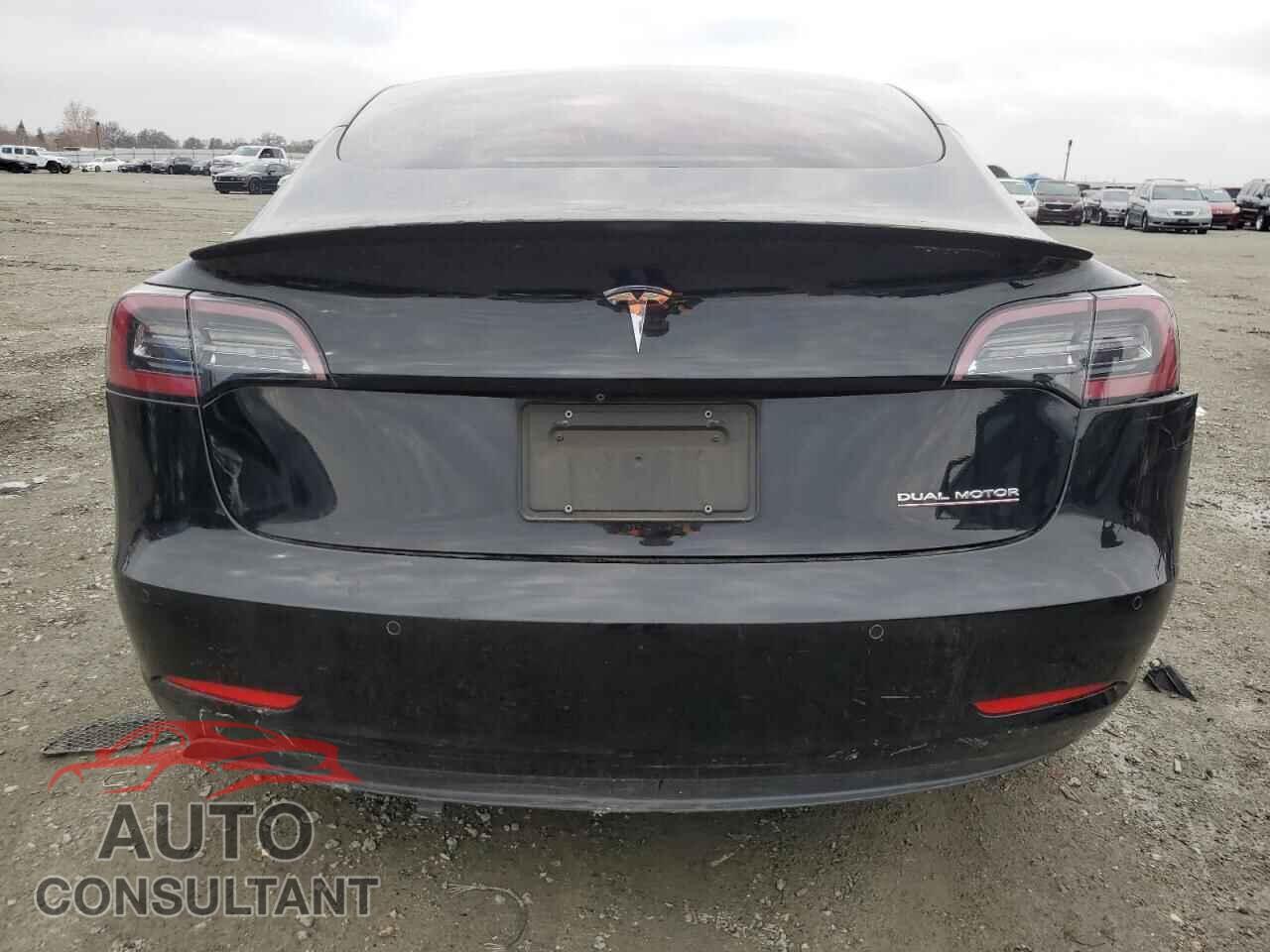 TESLA MODEL 3 2019 - 5YJ3E1EB4KF393262