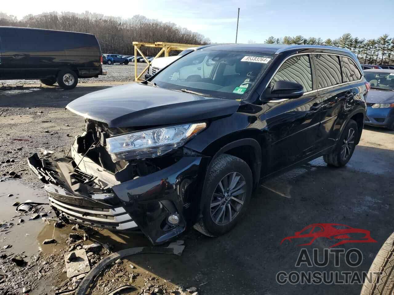 TOYOTA HIGHLANDER 2018 - 5TDJZRFH1JS499675