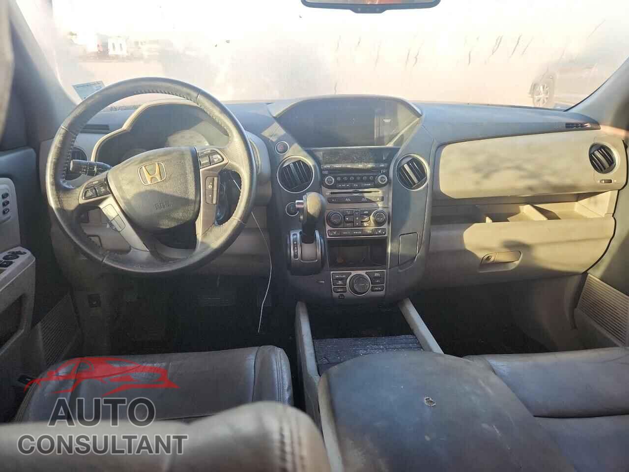 HONDA PILOT 2012 - 5FNYF4H94CB060235