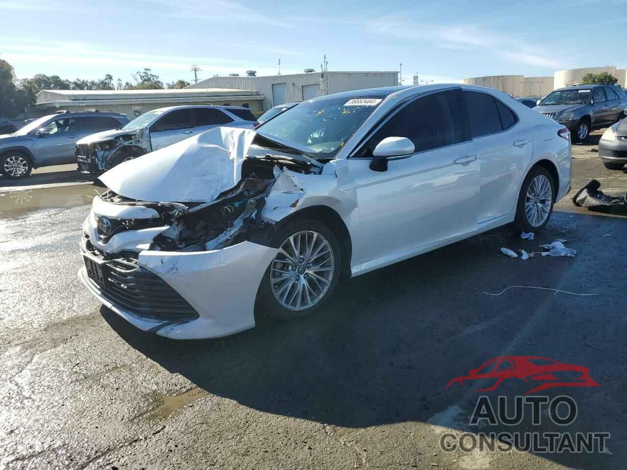 TOYOTA CAMRY 2018 - 4T1BZ1HK9JU004550