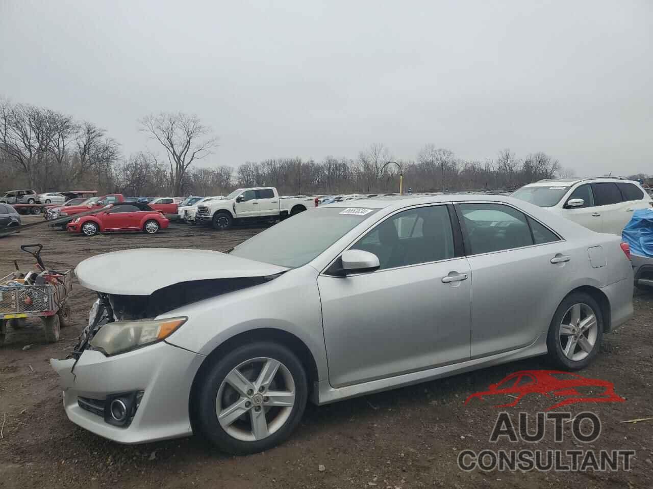 TOYOTA CAMRY 2013 - 4T1BF1FK4DU656296