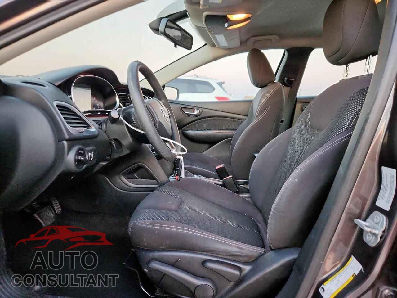 DODGE DART 2015 - 1C3CDFBB6FD227136