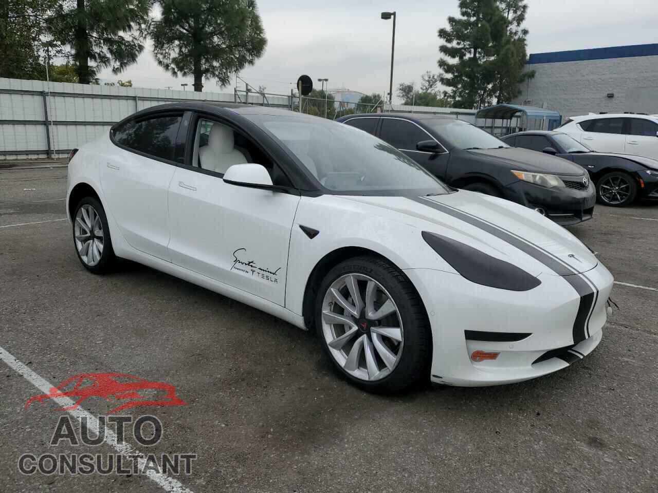 TESLA MODEL 3 2020 - 5YJ3E1EAXLF599405