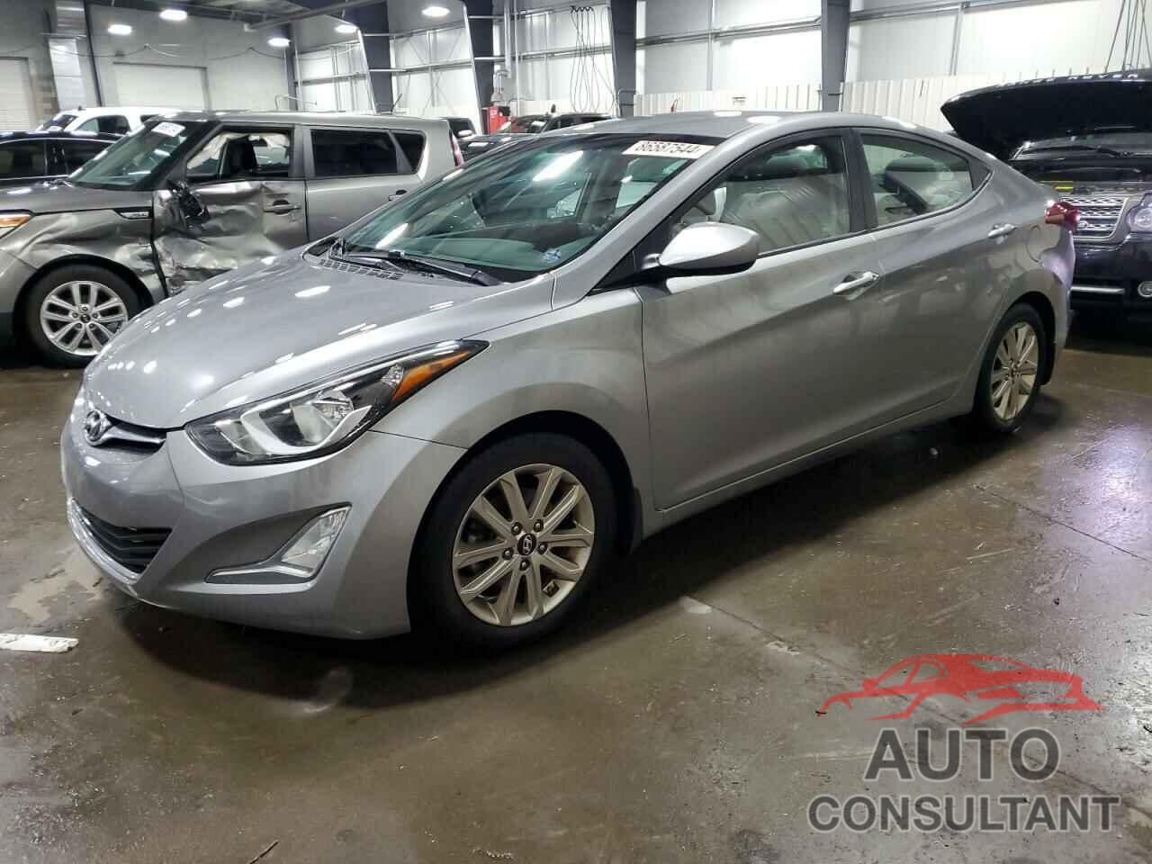 HYUNDAI ELANTRA 2015 - KMHDH4AE1FU358801