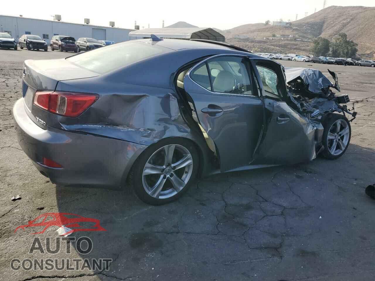 LEXUS IS 2013 - JTHBF5C26D5186703