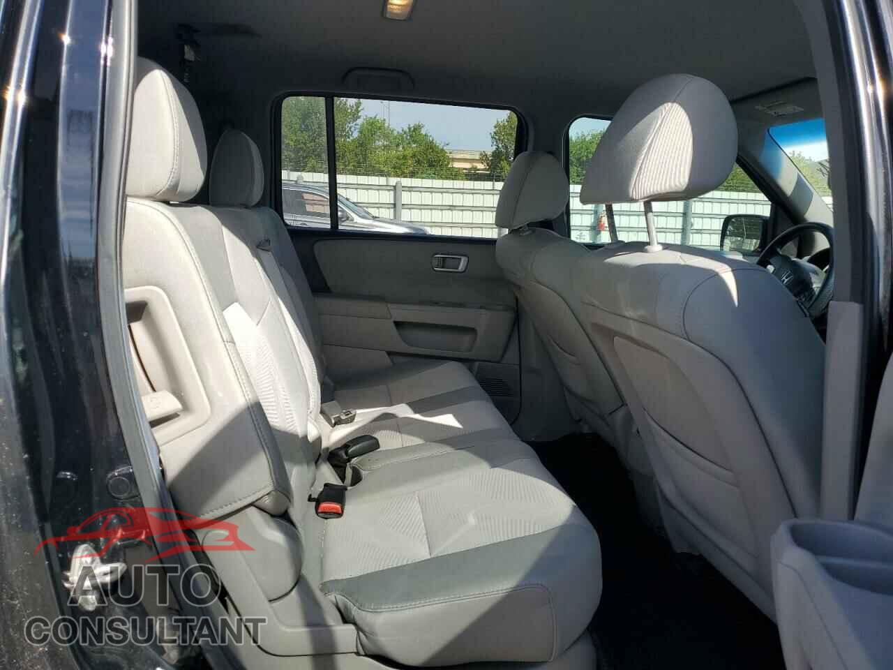 HONDA PILOT 2012 - 5FNYF3H23CB009225