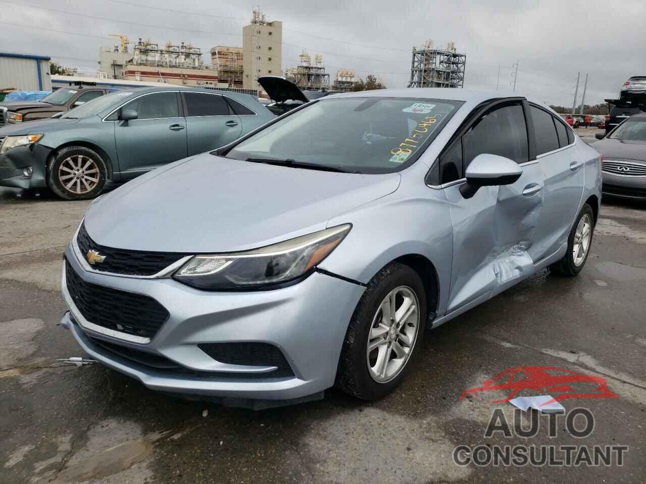 CHEVROLET CRUZE 2018 - 1G1BE5SM9J7163979