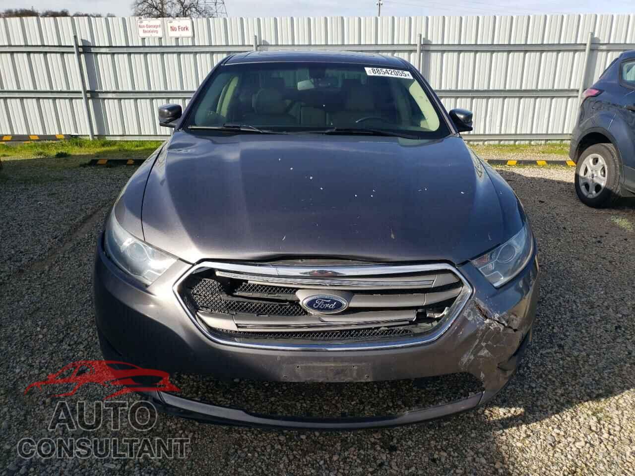 FORD TAURUS 2013 - 1FAHP2E81DG175403