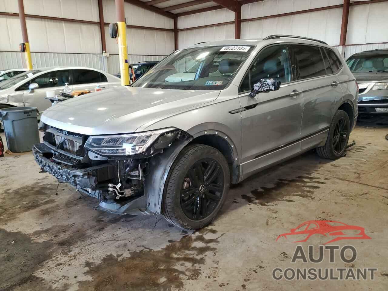 VOLKSWAGEN TIGUAN 2022 - 3VV8B7AXXNM045308