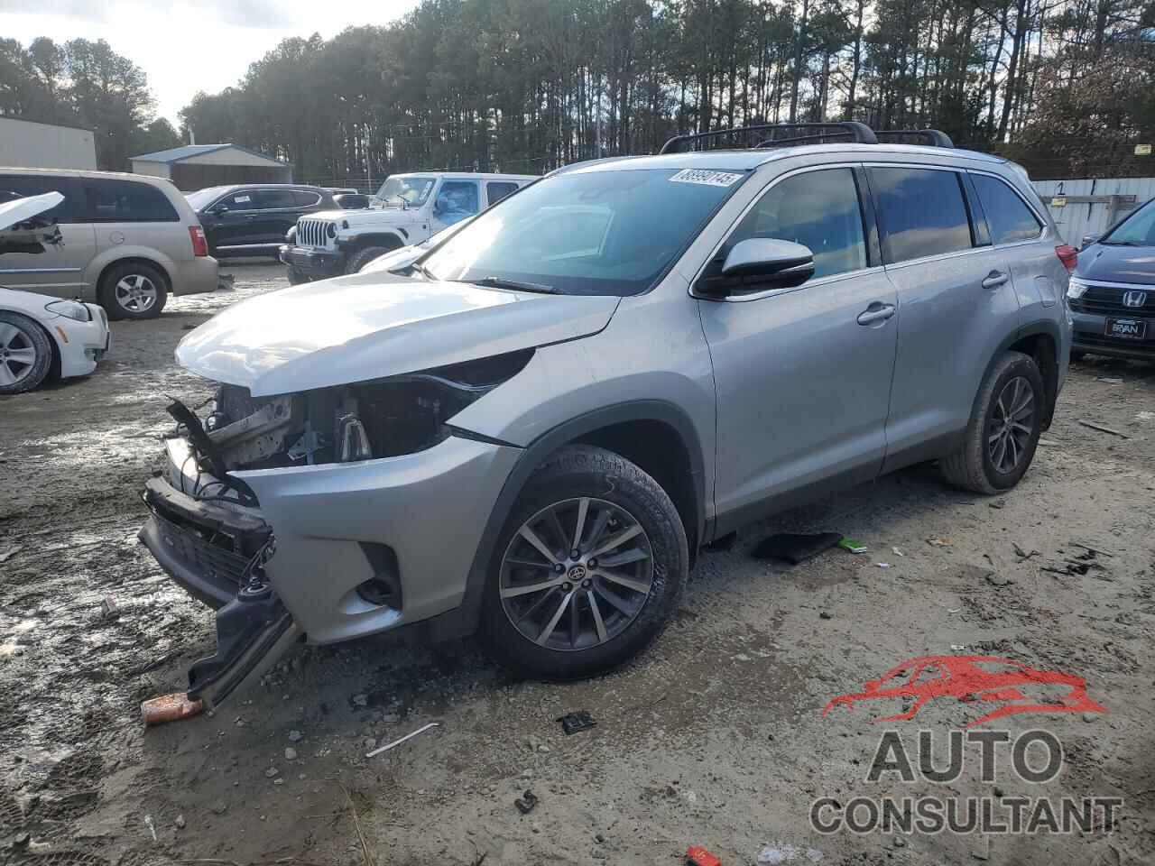TOYOTA HIGHLANDER 2019 - 5TDJZRFH2KS627746
