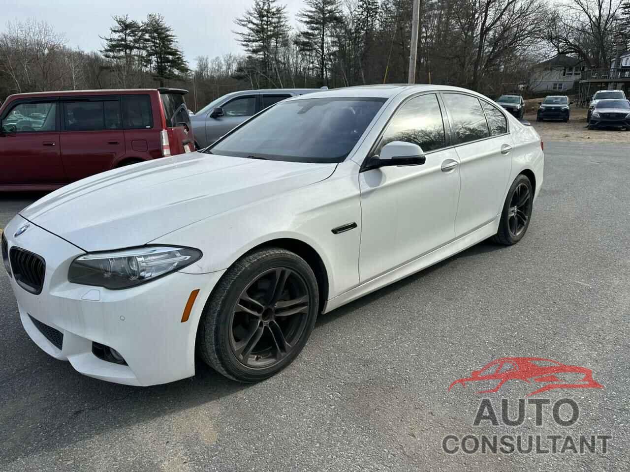 BMW 5 SERIES 2015 - WBA5A5C57FD515471