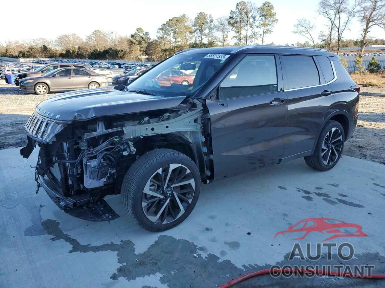 MITSUBISHI OUTLANDER 2024 - JA4J3WA8XRZ047106