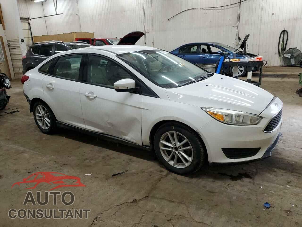 FORD FOCUS 2015 - 1FADP3F20FL241951