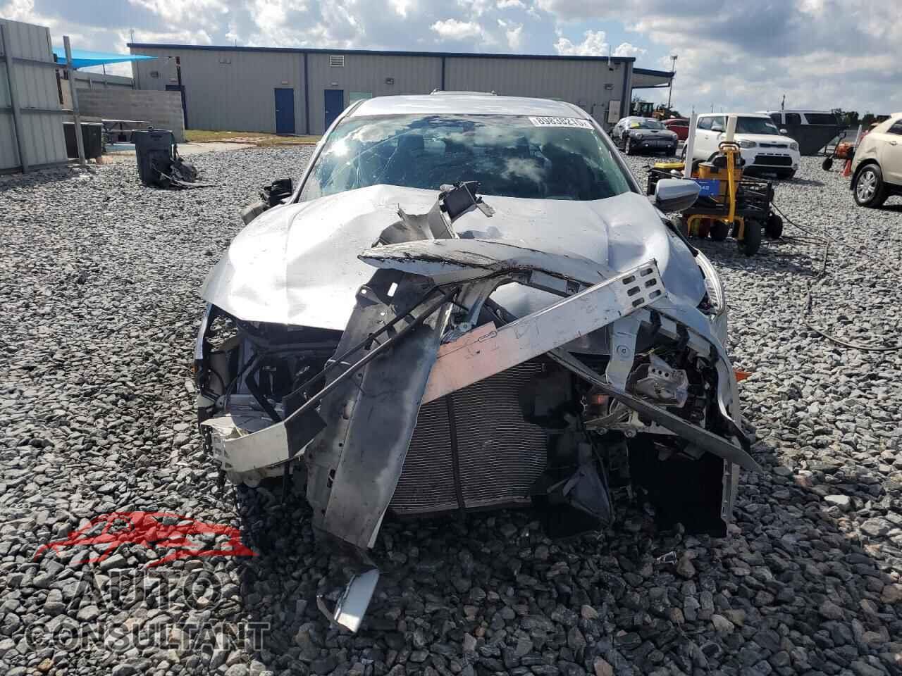 HONDA CIVIC 2017 - 19XFC2E56HE066265