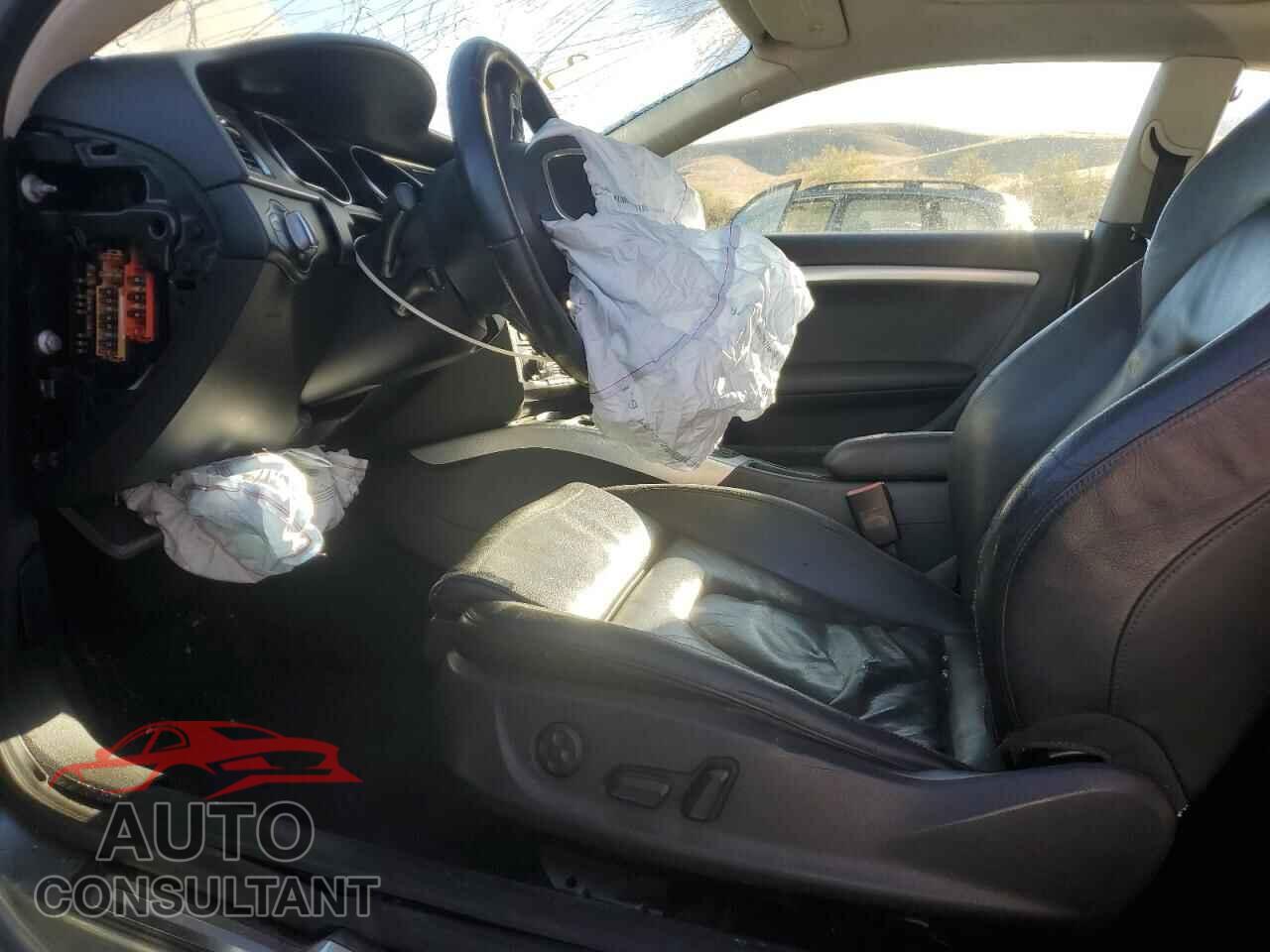 AUDI A5 2010 - WAULFAFR8AA055988
